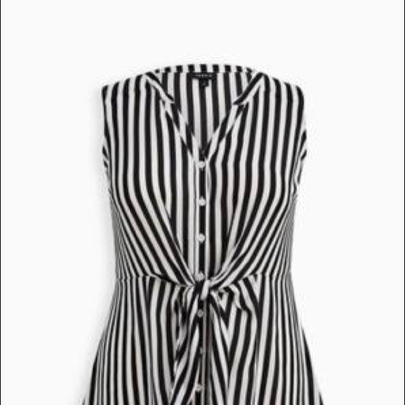 TORRID GEORGETTE STRIPED SLEEVELESS TOP NWT SZ 1X - Picture 3 of 5